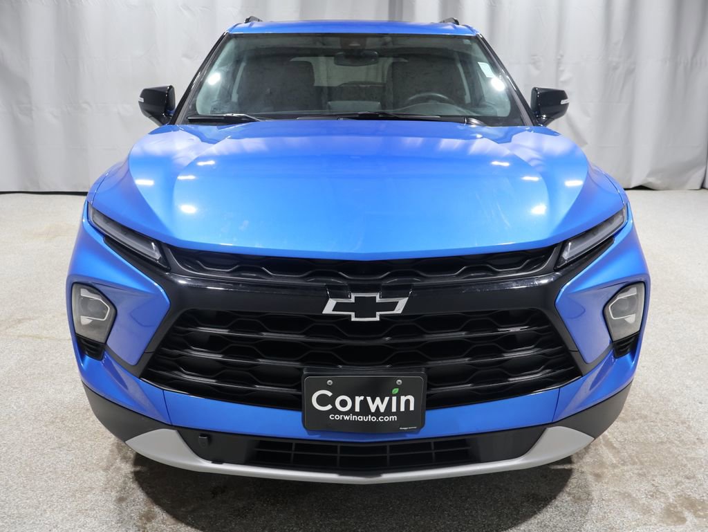 Used 2025 Chevrolet Blazer LT w/ Midnight/Sport Edition image 9