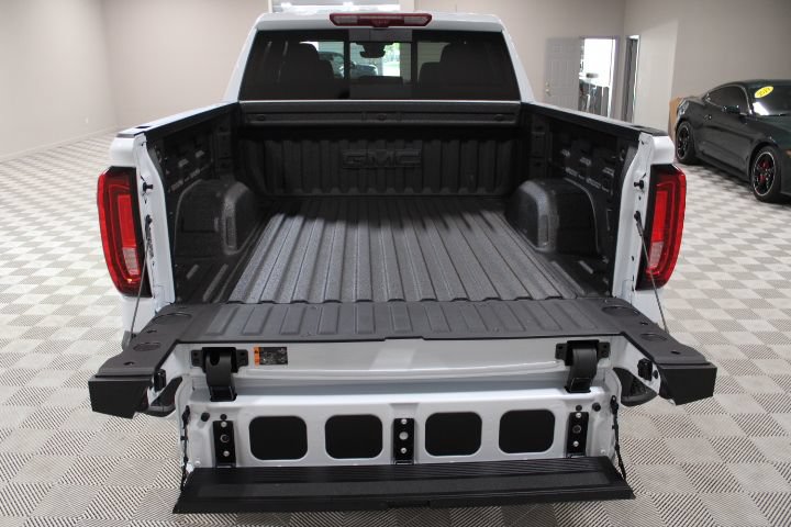 New 2026 GMC Sierra 1500 Denali w/ Denali Reserve Package AWD/4WD image 15