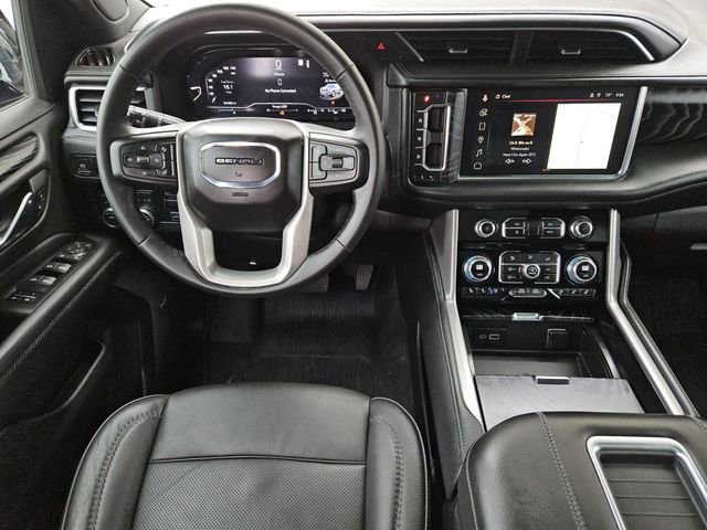 Used 2023 GMC Yukon Denali w/ Max Trailering Package image 5