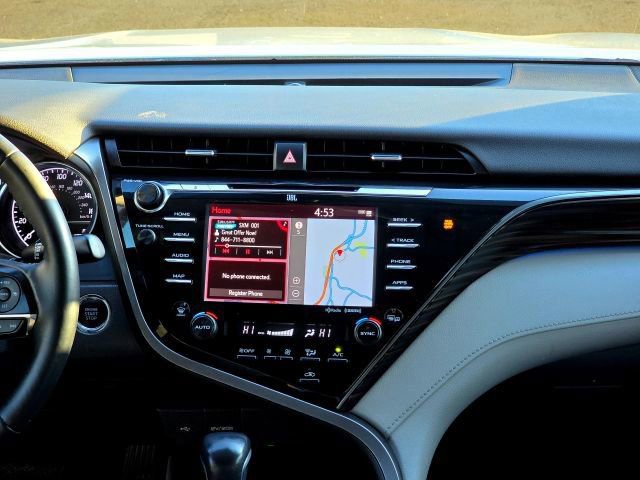 Used 2020 Toyota Camry XLE w/ Navigation Package AWD/4WD image 18