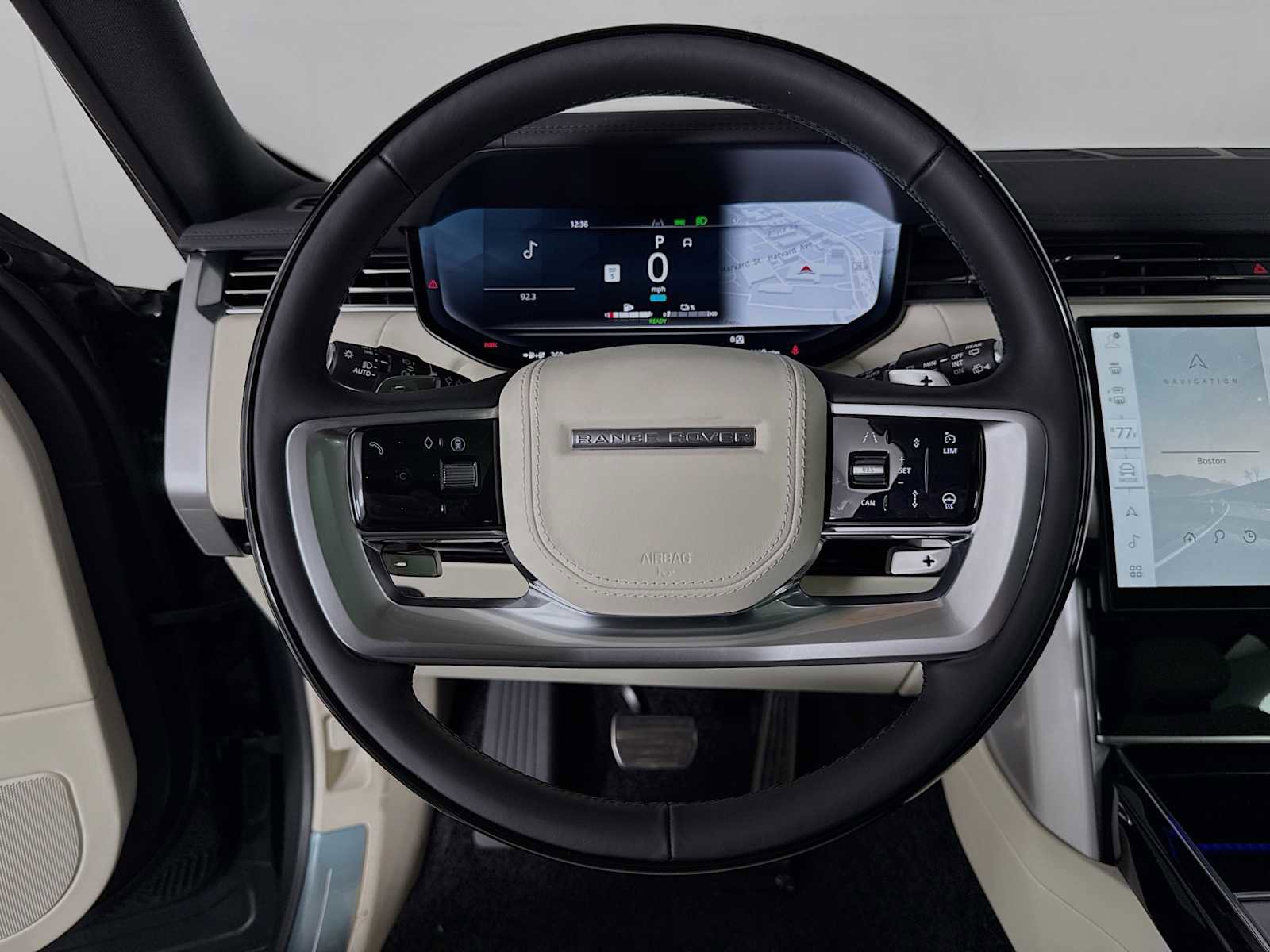 New 2026 Land Rover Range Rover SE image 12