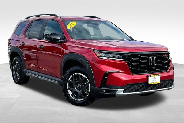 Certified 2024 Honda Pilot TrailSport