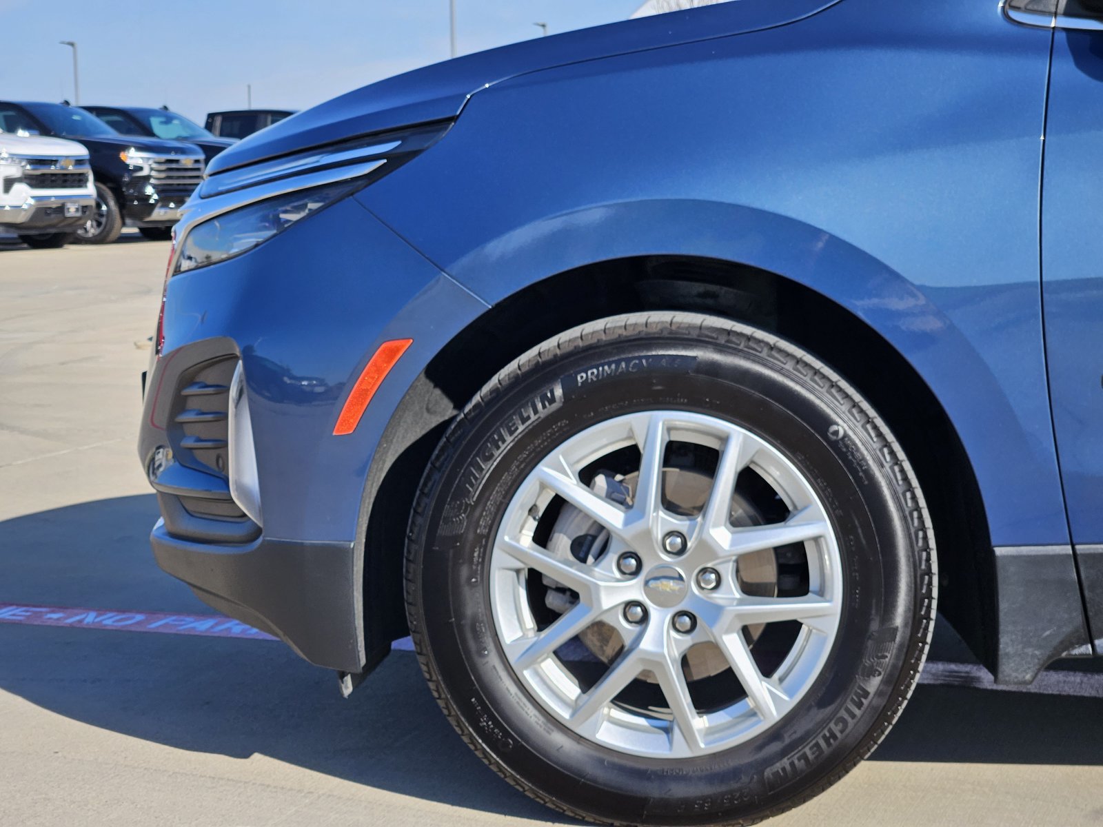 Certified 2024 Chevrolet Equinox LT FWD image 12