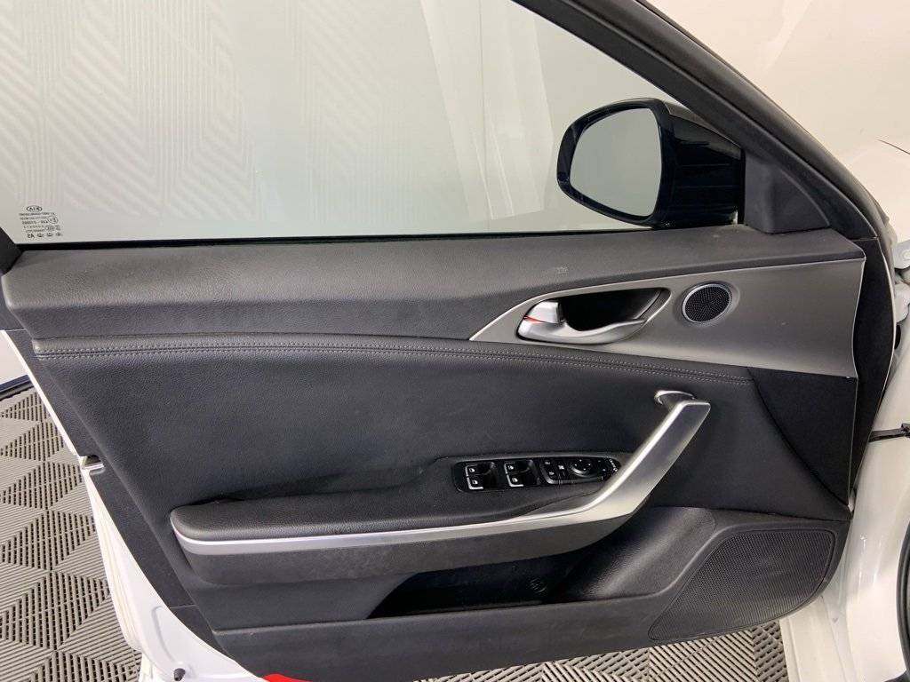 Used 2018 Kia Stinger GT image 20