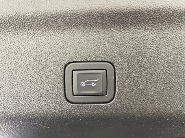 Used 2023 GMC Yukon Denali AWD/4WD image 49