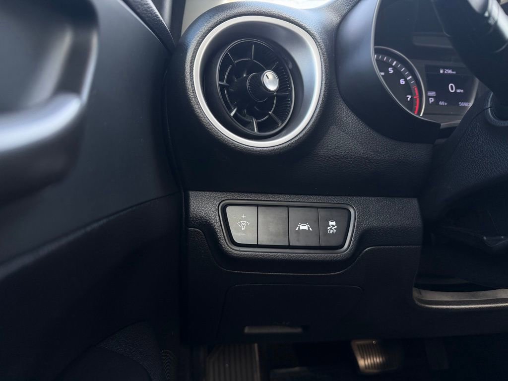 Used 2021 Kia Forte LXS image 12