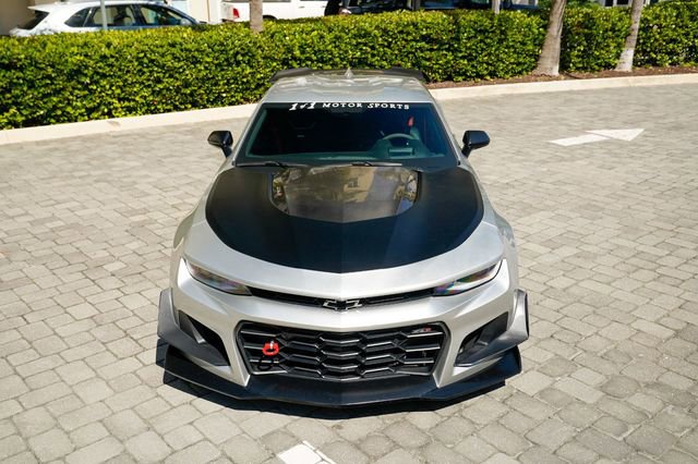 Used 2019 Chevrolet Camaro ZL1 image 5