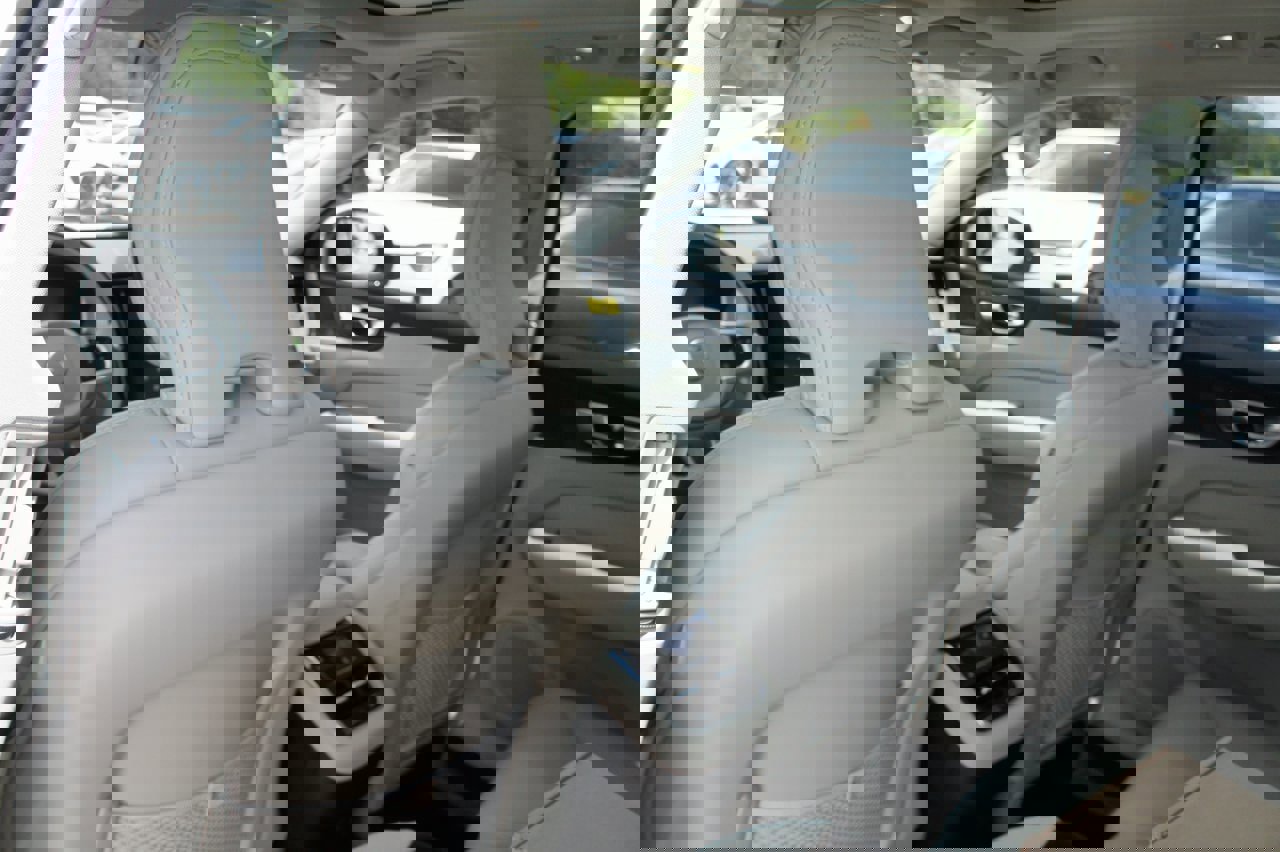 New 2026 Volvo XC60 B5 Ultra w/ Protection Package Premier image 21