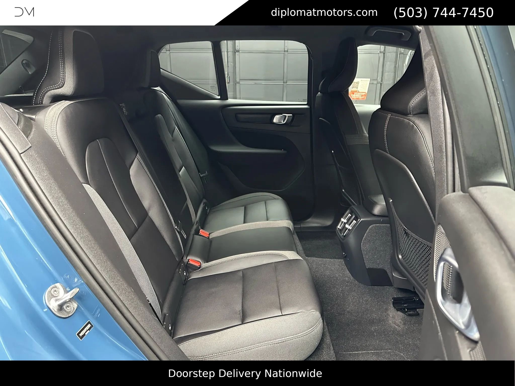 Used 2023 Volvo XC40 Recharge Core image 20