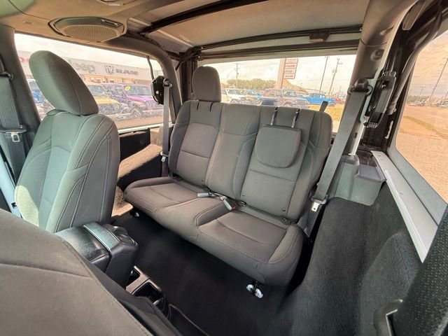 Used 2018 Jeep Wrangler Sport AWD/4WD image 10