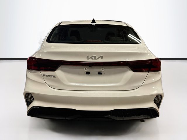 Certified 2023 Kia Forte LXS w/ LXS Technology Package FWD image 6