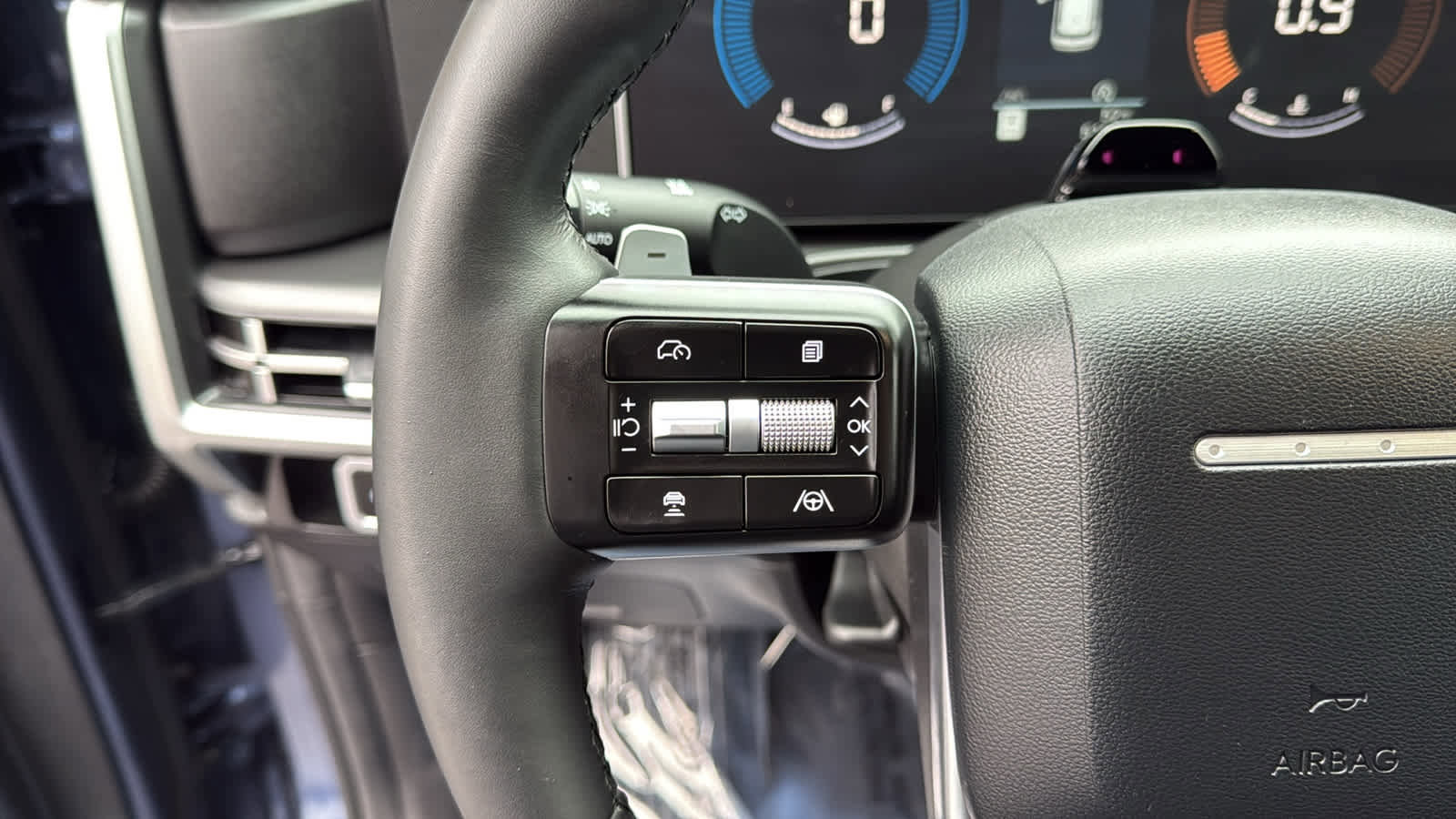 Used 2025 Hyundai Santa Fe XRT image 15