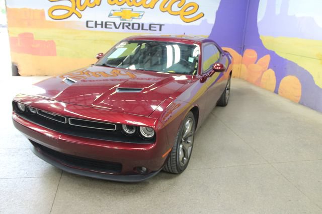 Used 2017 Dodge Challenger SXT Plus RWD image 4
