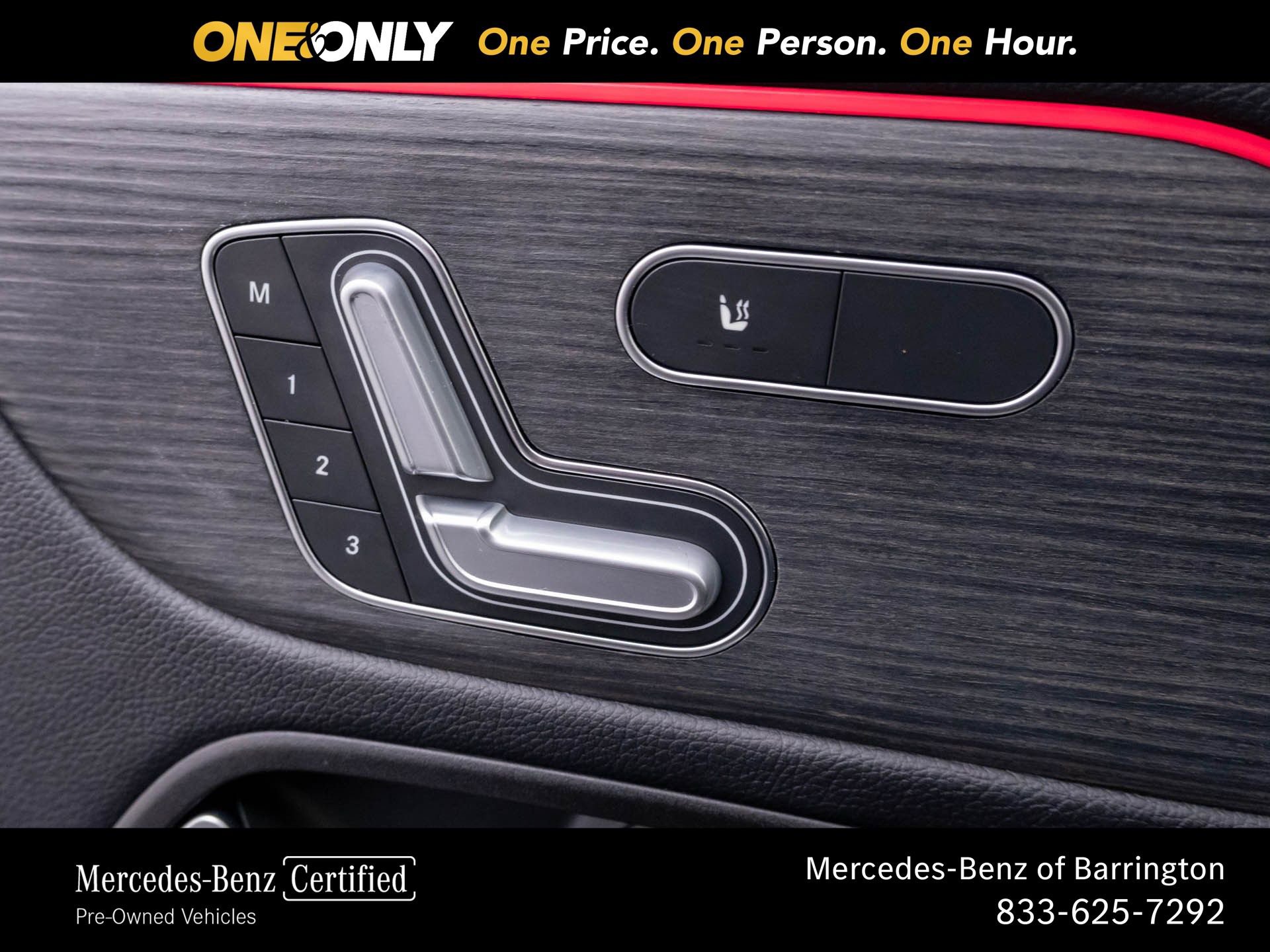 Used 2023 Mercedes-Benz GLB 250 4MATIC w/ Premium Package image 32