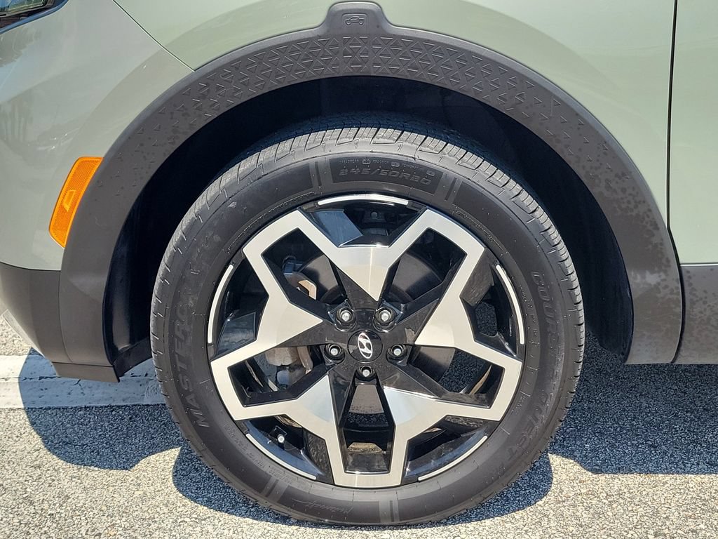Used 2023 Hyundai Santa Cruz Limited AWD/4WD image 6