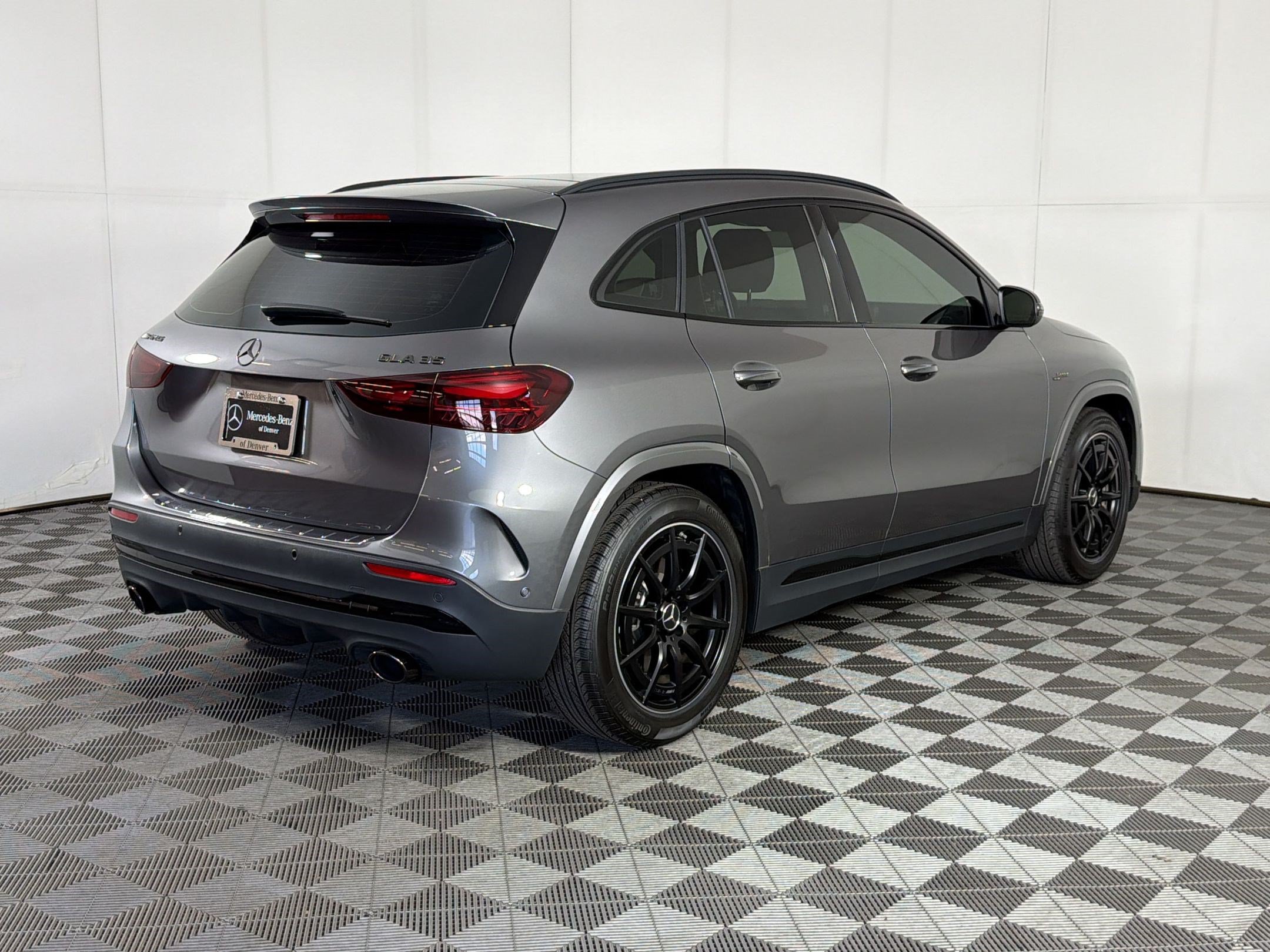 Used 2025 Mercedes-Benz GLA 35 AMG 4MATIC image 9