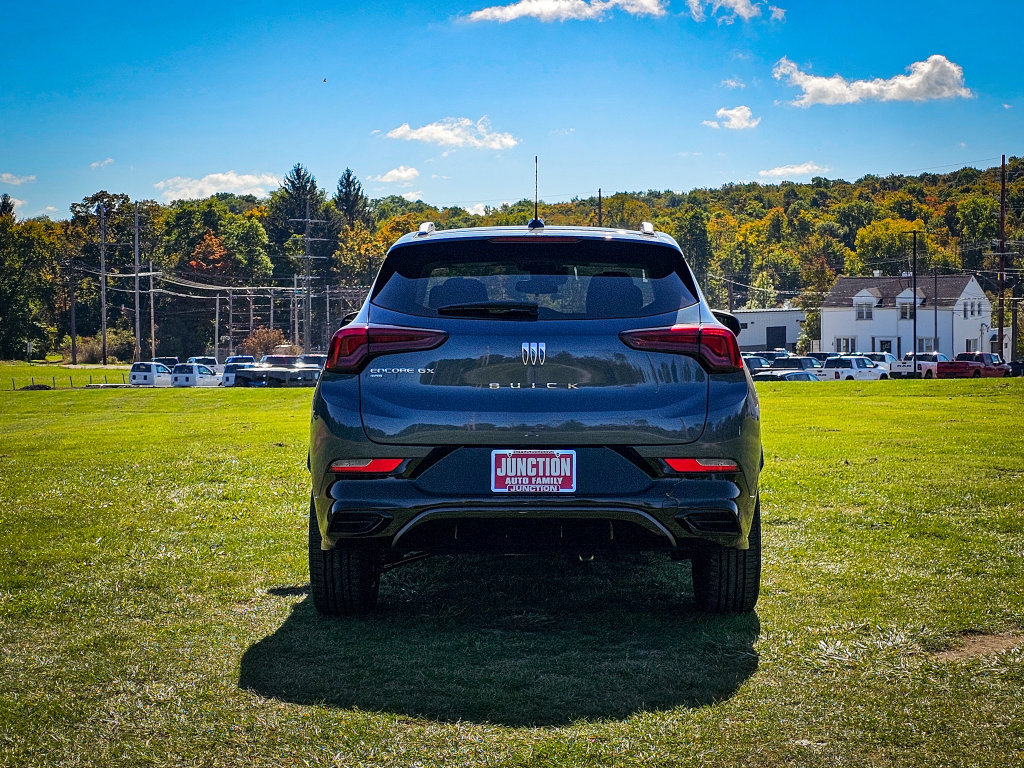 New 2026 Buick Encore GX Sport Touring AWD/4WD image 4