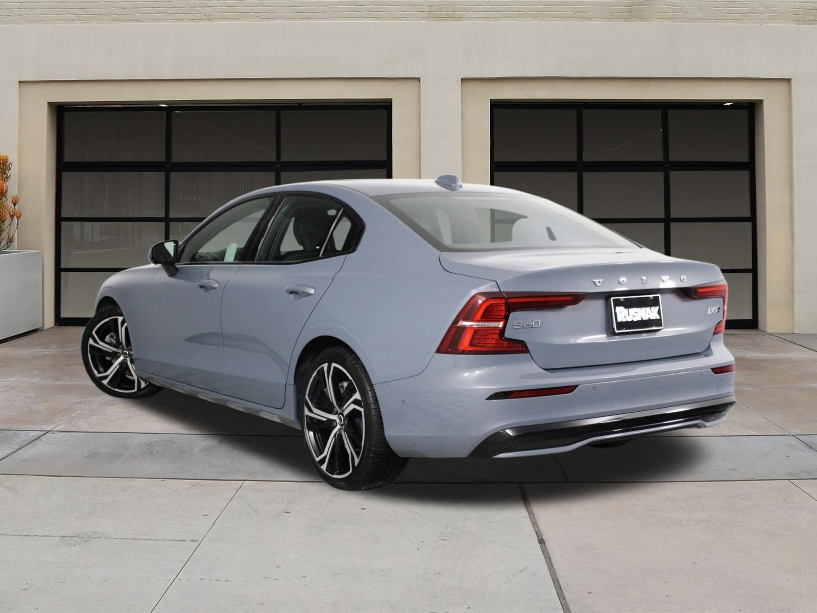 Certified 2024 Volvo S60 B5 Ultimate AWD/4WD image 2