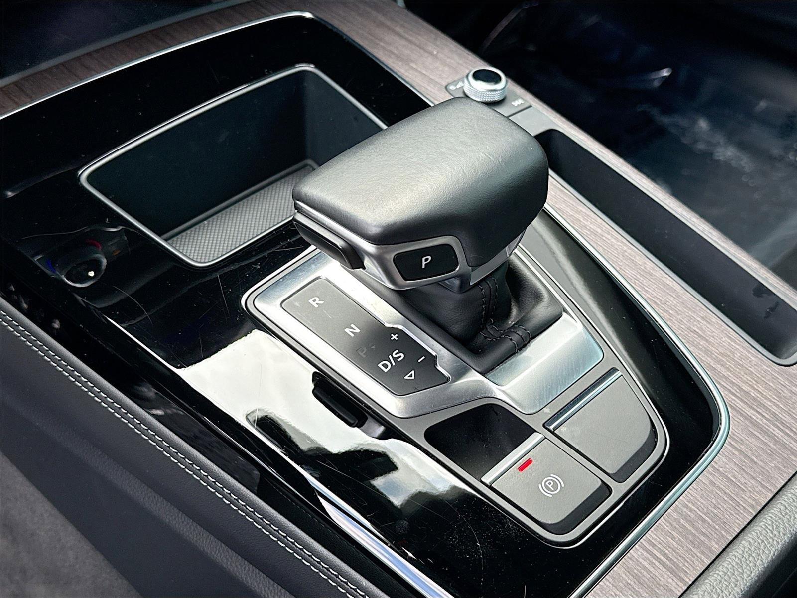 Used 2022 Audi Q5 2.0T Premium Plus image 16