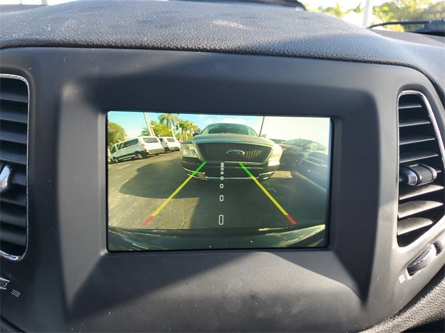 Used 2021 Jeep Compass Sport image 28