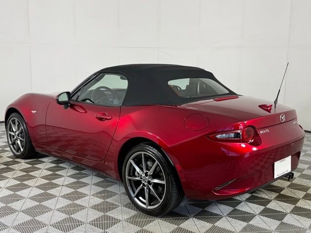 Used 2021 MAZDA MX-5 Miata Grand Touring image 4