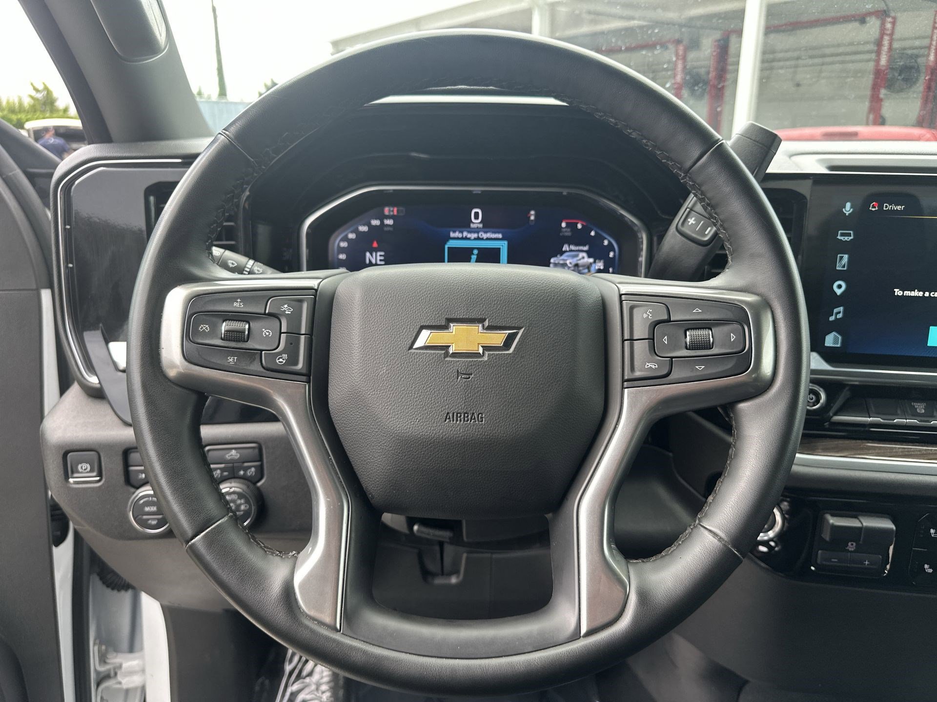 Used 2025 Chevrolet Silverado 2500 LT w/ Convenience Package AWD/4WD image 11