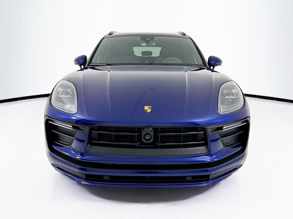 New 2026 Porsche Macan AWD/4WD image 6