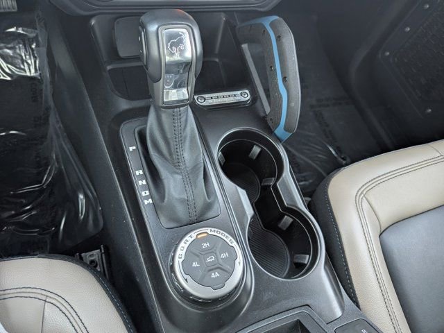 Used 2023 Ford Bronco Wildtrak image 27