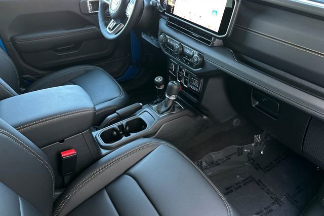 New 2025 Jeep Wrangler Sahara image 19