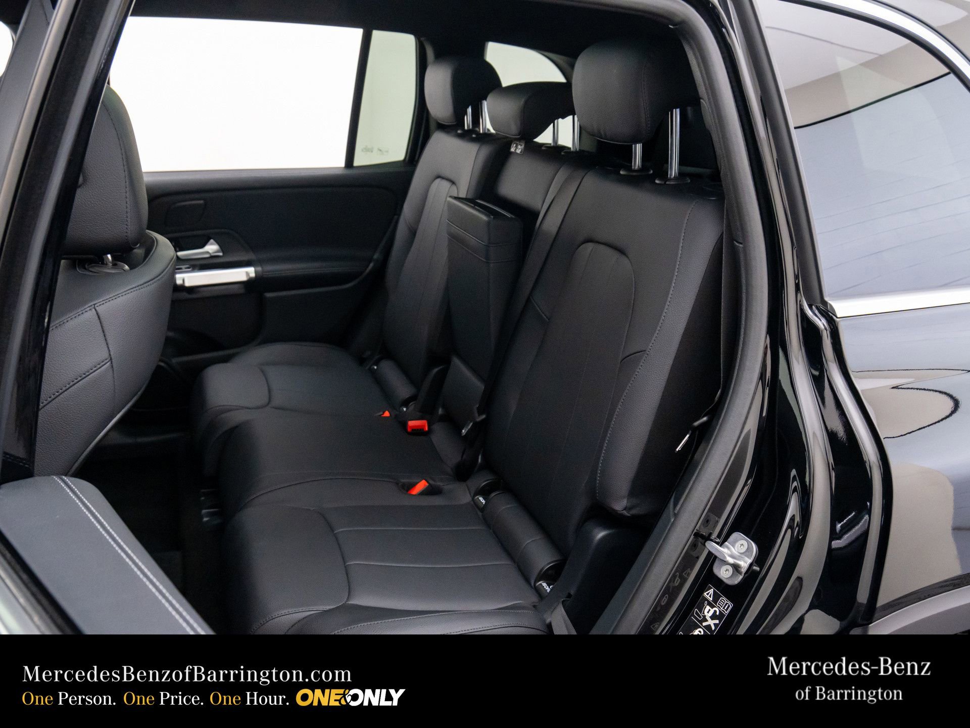 New 2026 Mercedes-Benz GLB 250 4MATIC image 19