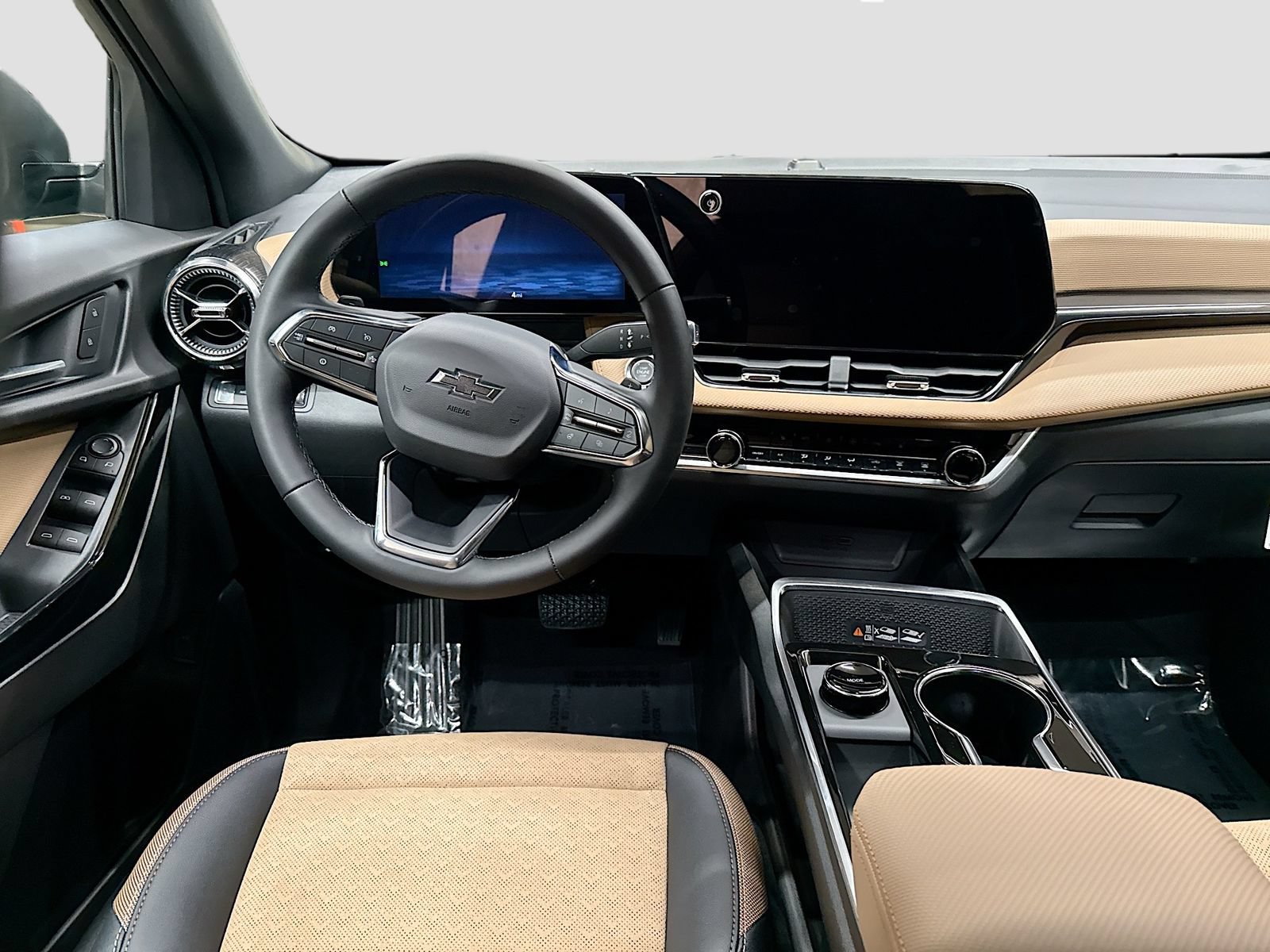 New 2026 Chevrolet Equinox ACTIV w/ Safety and Technology Package AWD/4WD image 26