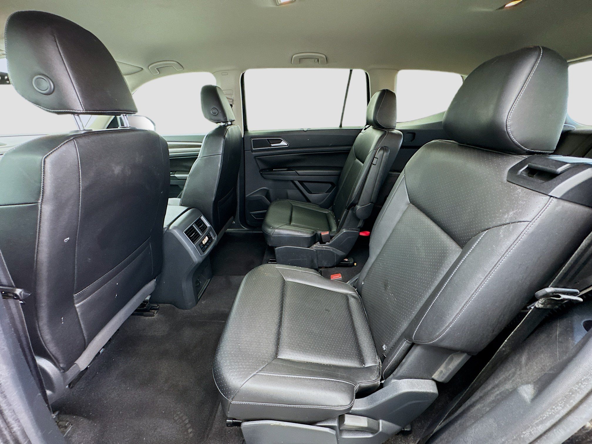 Used 2019 Volkswagen Atlas SE w/ Towing Package AWD/4WD image 15