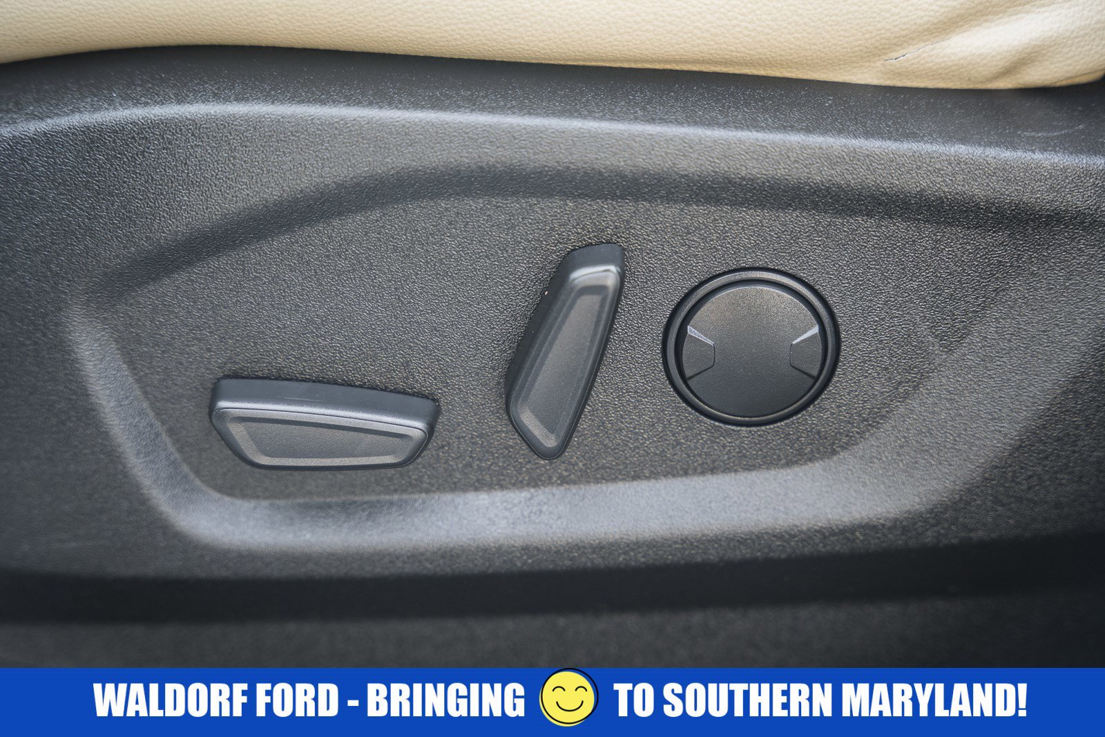 Used 2024 Ford Edge SEL w/ Convenience Package image 53