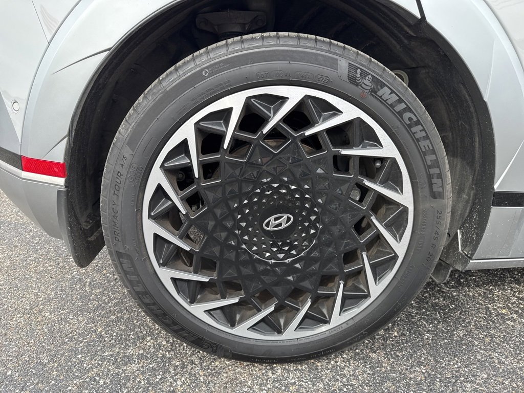 Used 2023 Hyundai Ioniq 5 Limited image 26