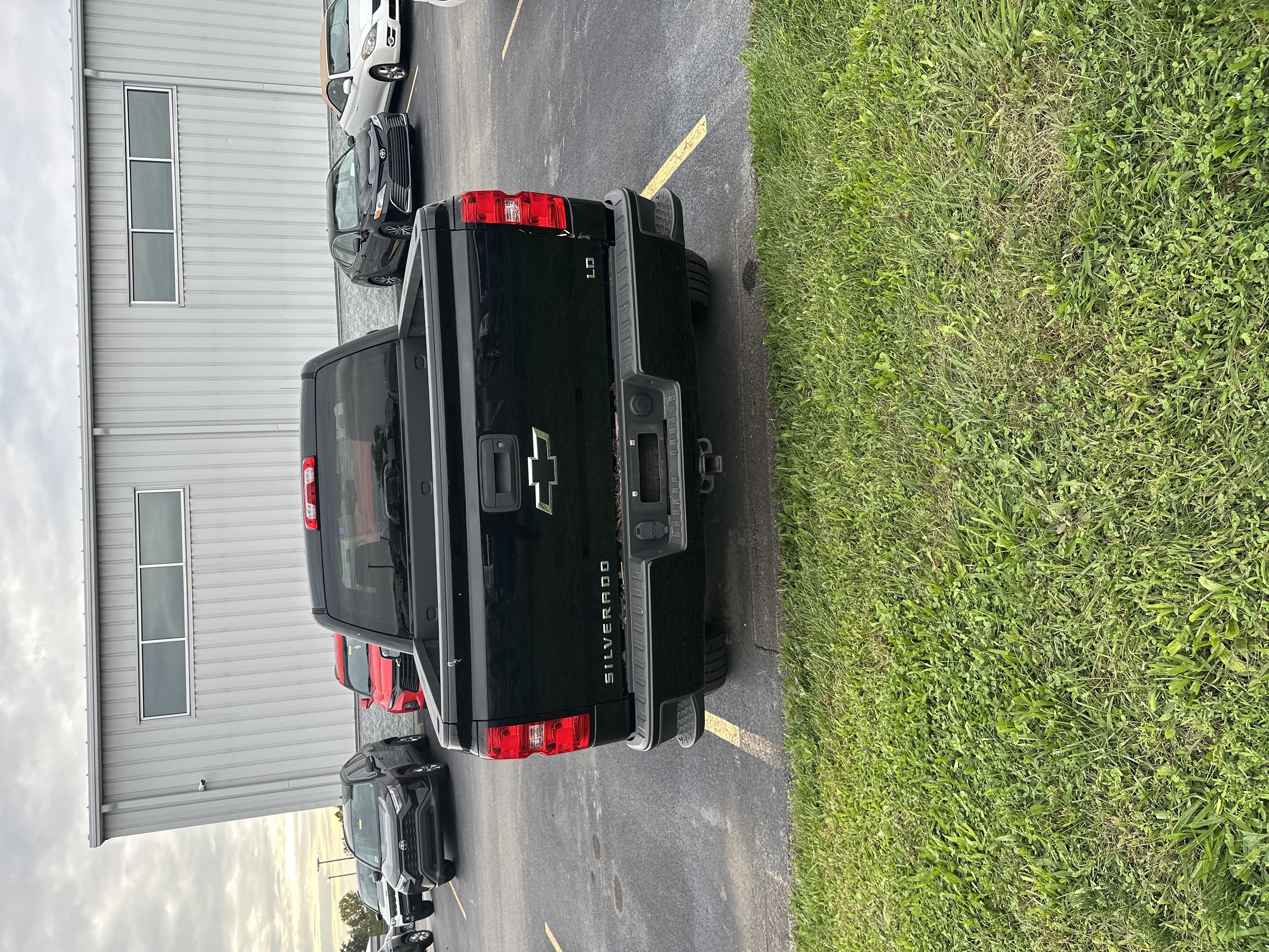 Used 2019 Chevrolet Silverado 1500 LT w/ All Star Edition AWD/4WD image 2