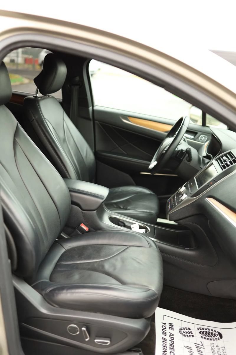 Used 2015 Lincoln MKC AWD w/ Equipment Group 102A Reserve image 47