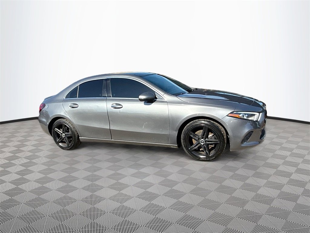 Used 2019 Mercedes-Benz A 220 4MATIC w/ Premium Package image 4