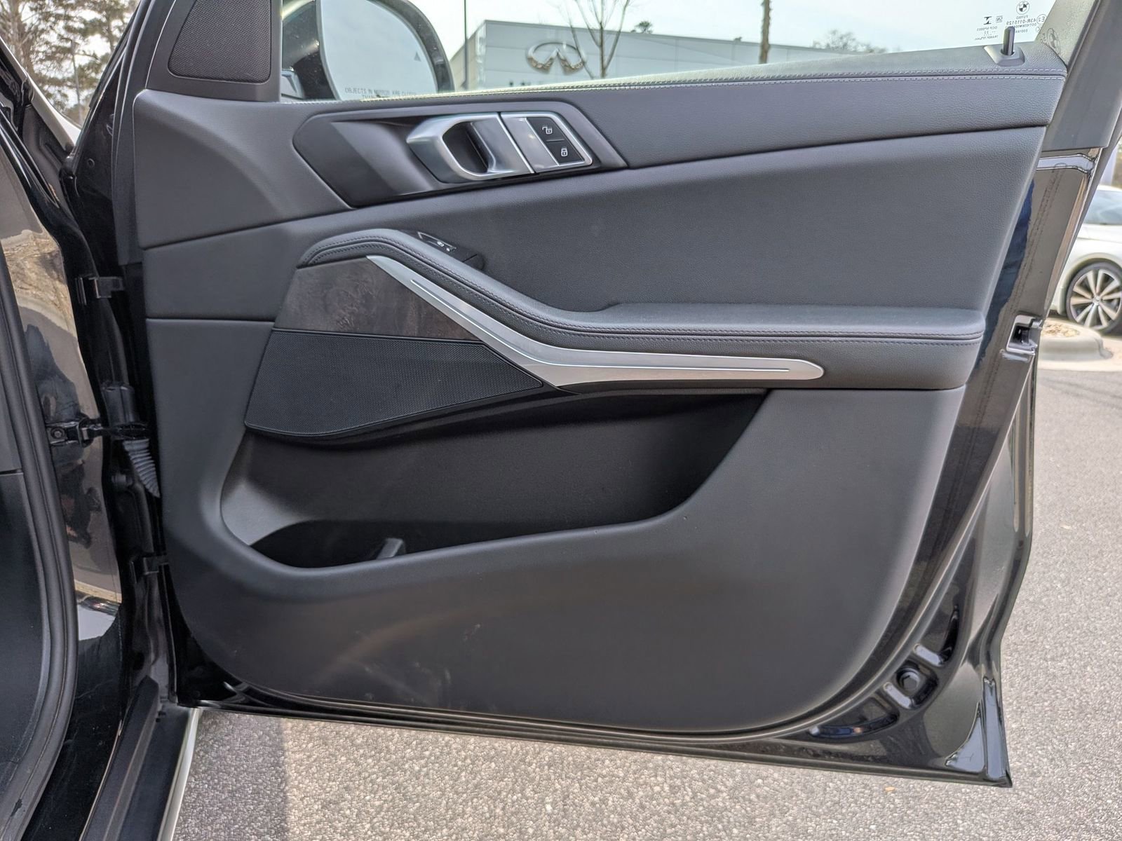 Used 2022 BMW X5 xDrive40i w/ Premium Package image 37