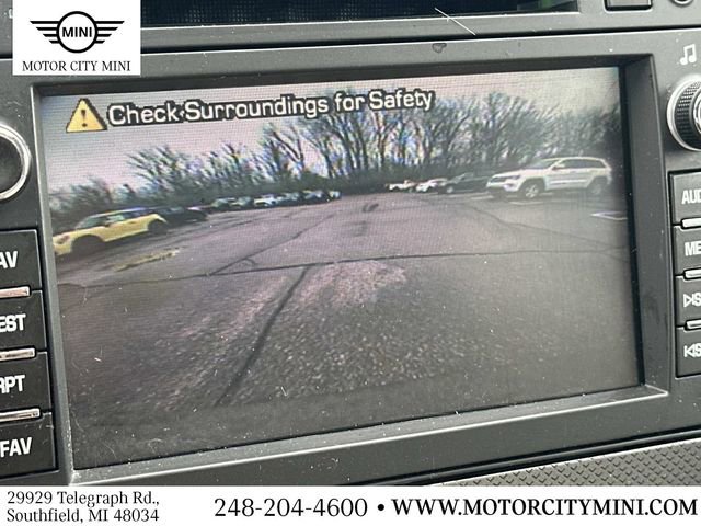 Used 2010 Chevrolet Traverse LTZ AWD/4WD image 31