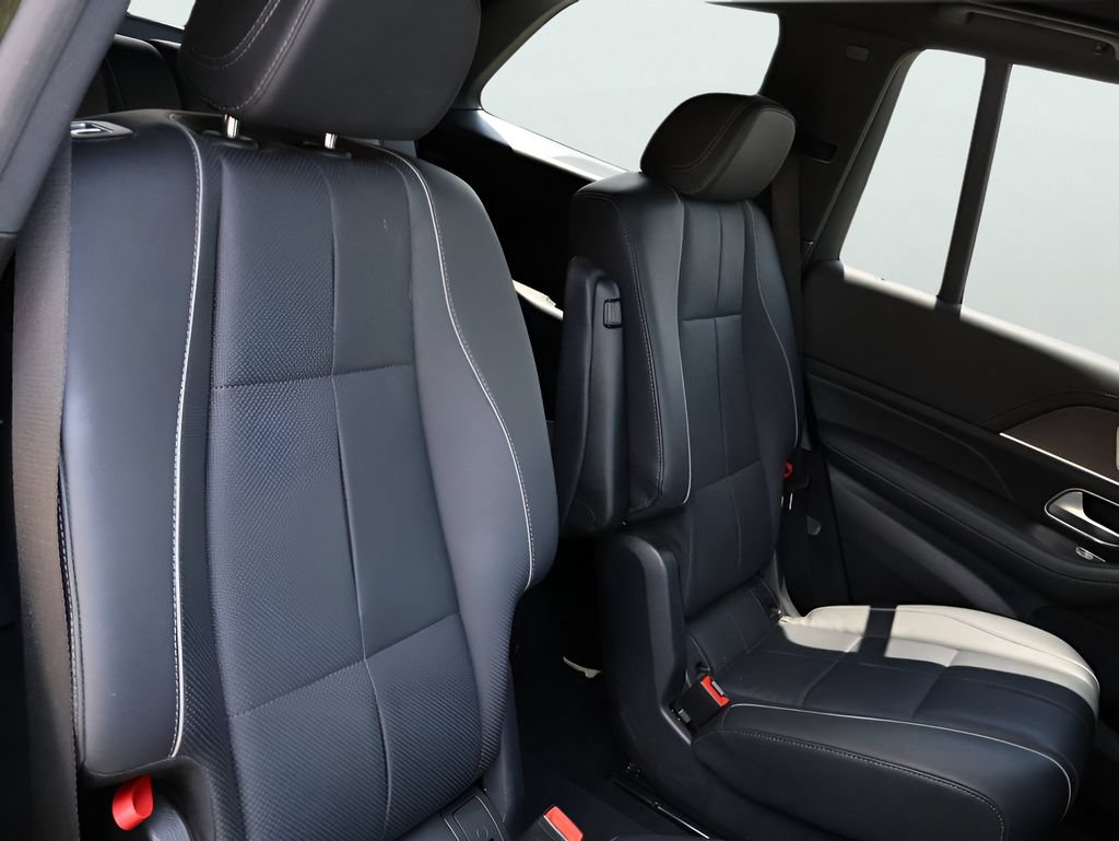 Certified 2022 Mercedes-Benz GLS 450 4MATIC image 12