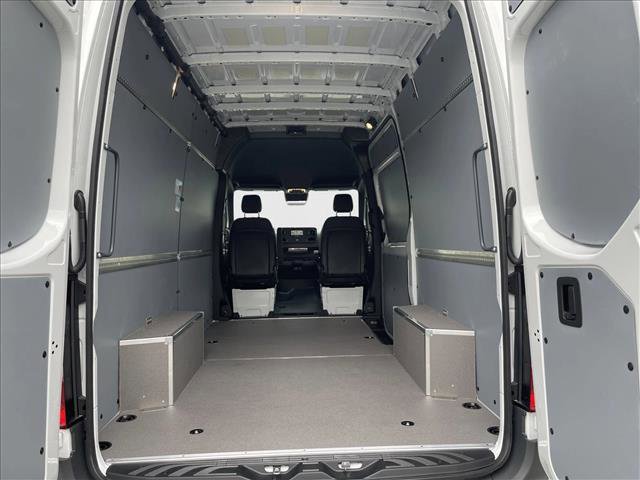 New 2024 Mercedes-Benz Sprinter 2500 image 11
