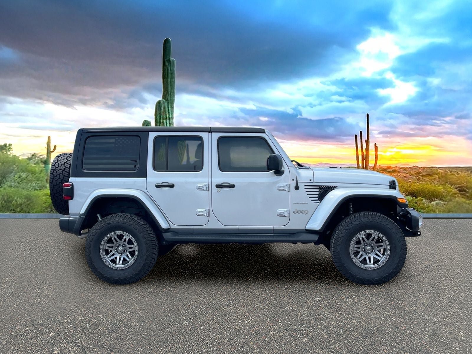 Used 2023 Jeep Wrangler Unlimited Sahara w/ LED Lighting Group AWD/4WD image 6