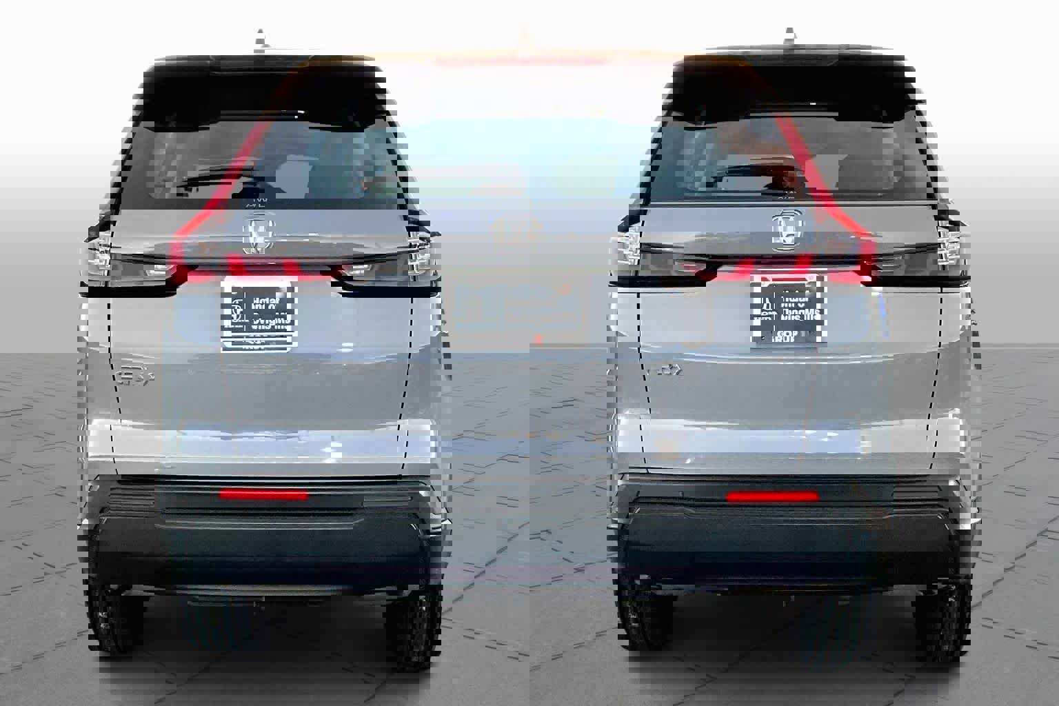 Used 2023 Honda CR-V LX image 4