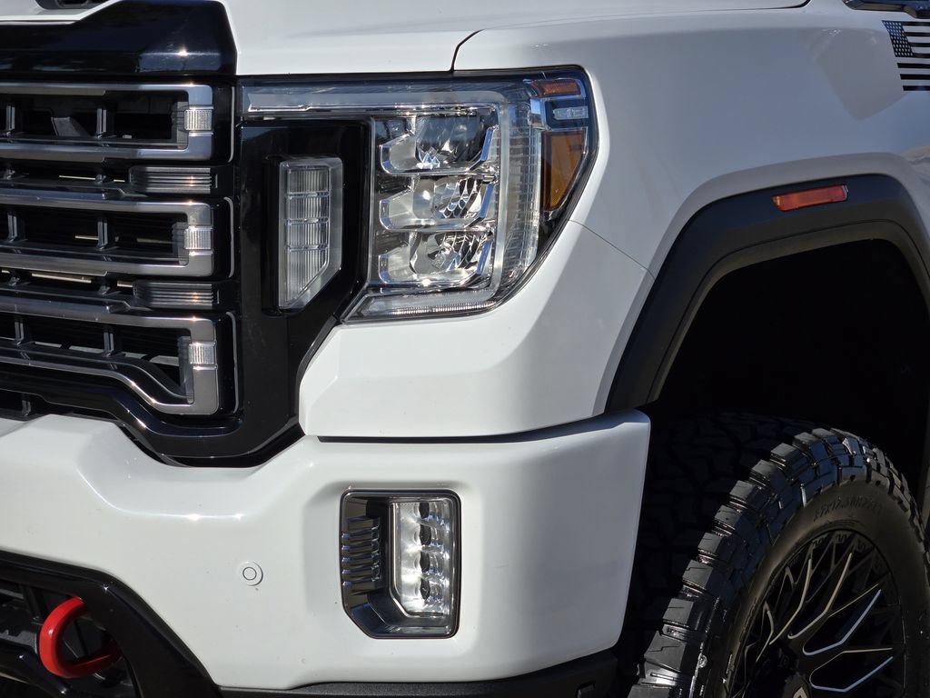 Used 2021 GMC Sierra 2500 AT4 w/ AT4 Premium Plus Package AWD/4WD image 9