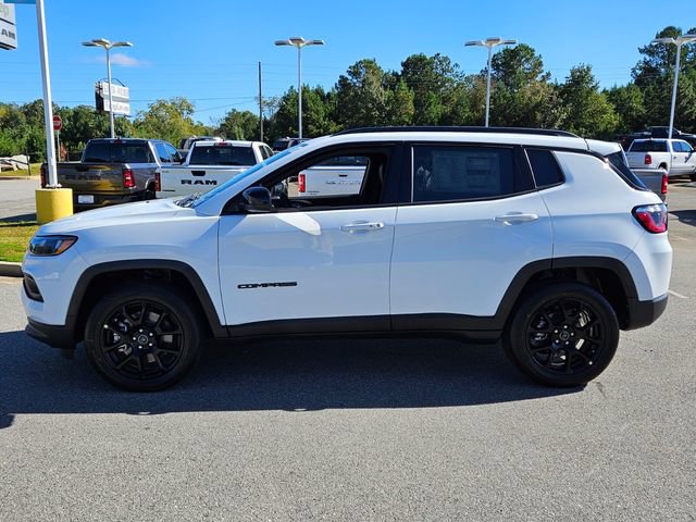 New 2026 Jeep Compass Latitude image 5