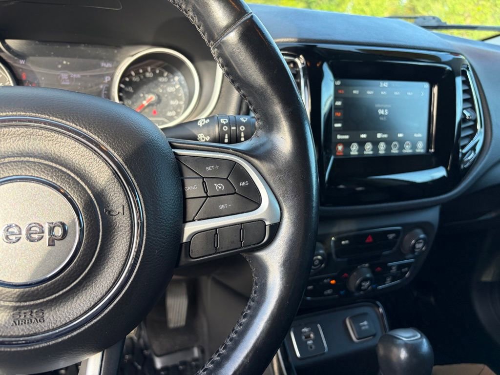 Used 2020 Jeep Compass Latitude image 17