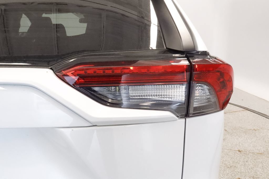 Used 2025 Toyota RAV4 XLE Premium w/ Weather Package AWD/4WD image 6