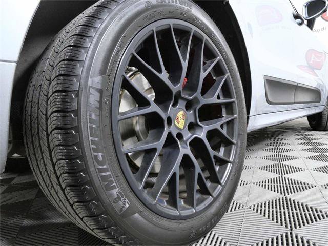 Used 2017 Porsche Macan GTS image 9