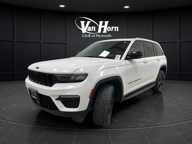 Certified 2024 Jeep Grand Cherokee Limited w/ Luxury Tech Group II AWD/4WD image 3