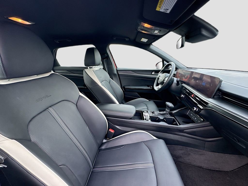Certified 2025 Kia K5 GT-Line image 30